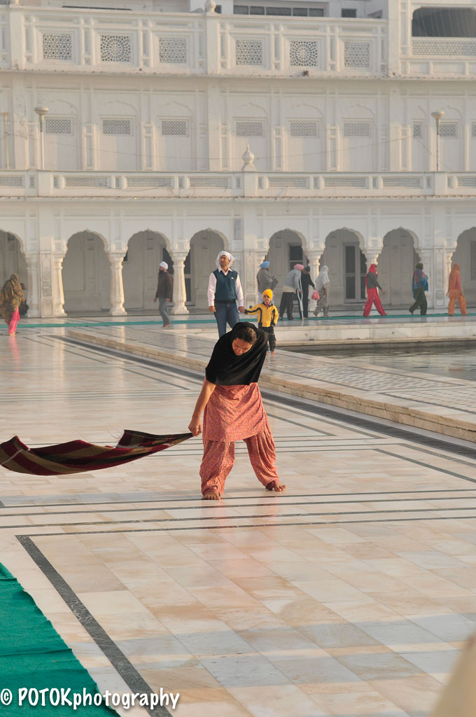 Amritsar-Golden-Temple-5890.JPG