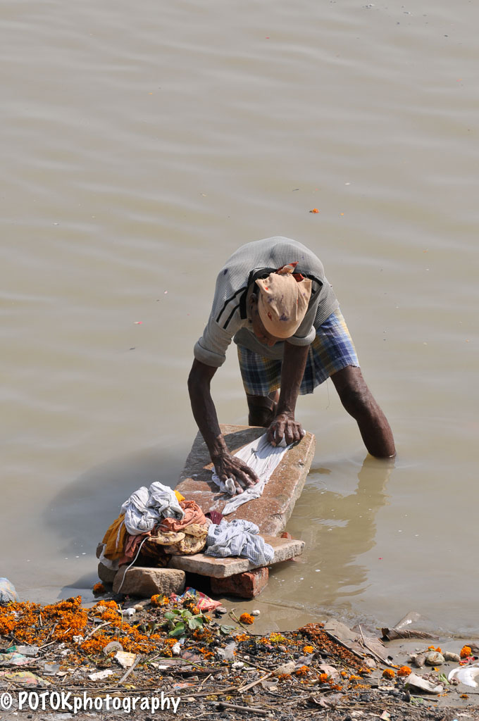 Varanasi-washing-3583.JPG
